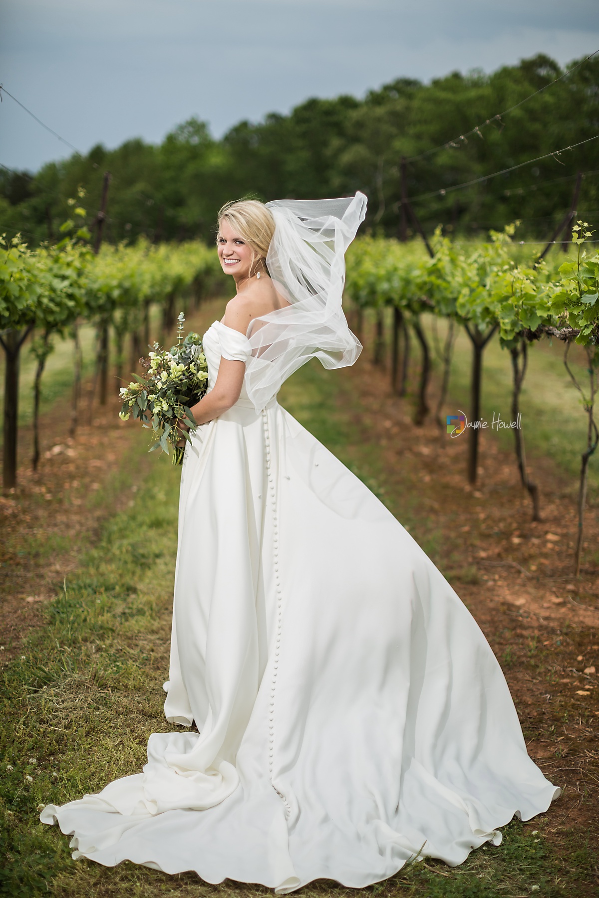 Frogtown Cellers Winery Wedding (18)
