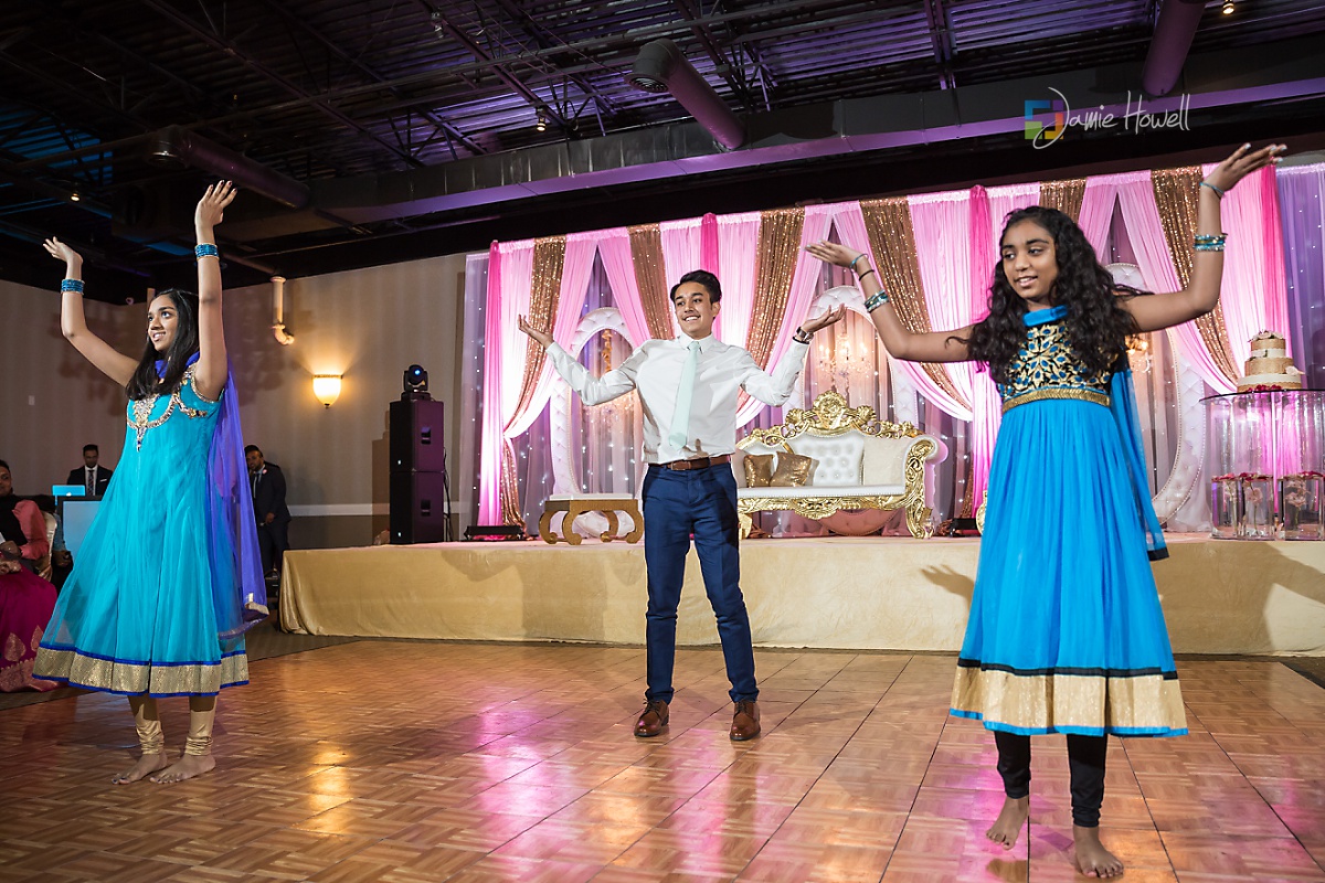 Signature Ballroom Indian wedding reception (27)