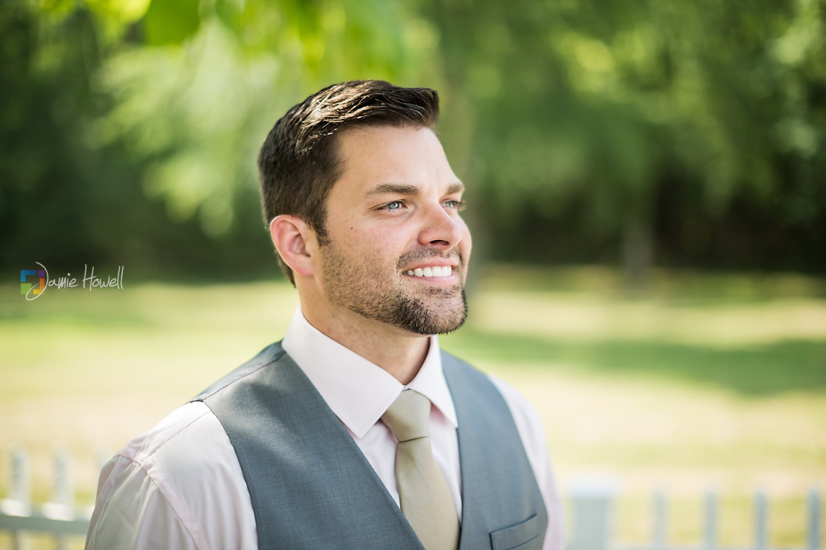 Bridge View Barn Wedding (20)